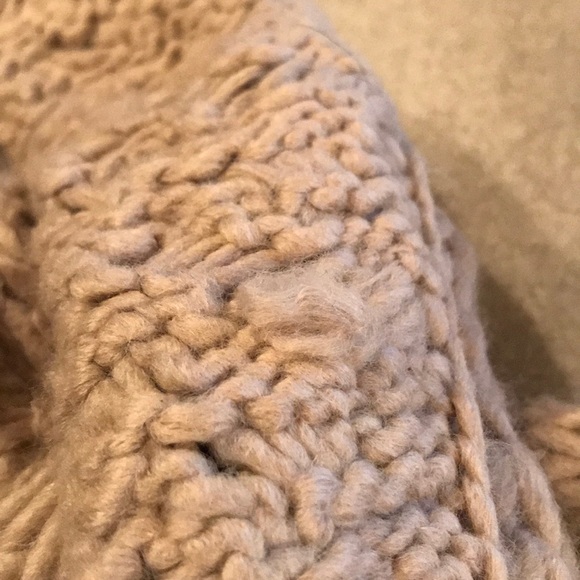 Yarn Scarf - Picture 2 of 2